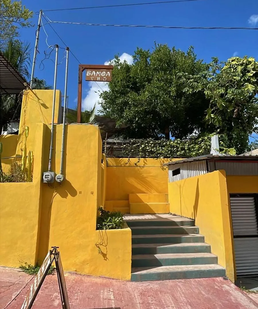 La Embajada Hostel Bacalar